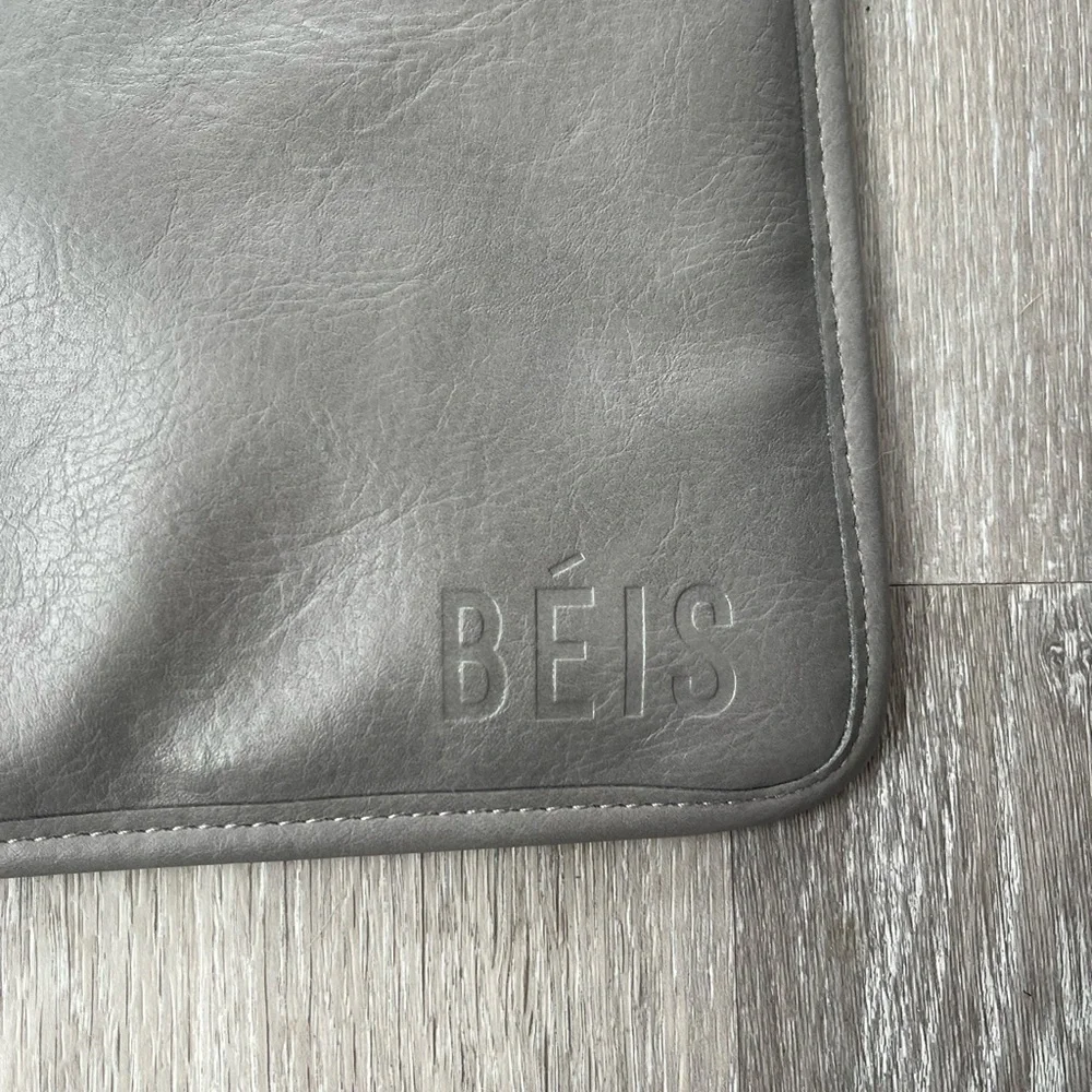 BEIS Faux Leather Gray Laptop Sleeve Bag